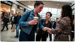 V obchodním centru na mě začala křičet holka, které jsem chtěla vlastně jen fandit