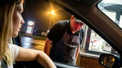 Životní historka: Stačilo jedno nevinné oslovení u okýnka a všechno se zvrtlo