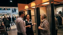 Životní historka: Myslela jsem, že v obchodě s oblečením mě nic nepřekvapí. Mýlila jsem se