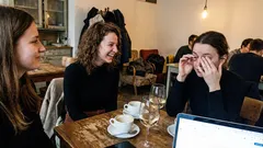 Kvůli jednomu večeru na seznamce jsem začala pochybovat, jestli jsem vůbec normální