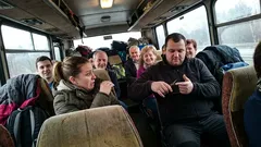 V přeplněném autobuse si vedle mě sedl muž. To, co vytáhl z kapsy, mě vyděsilo